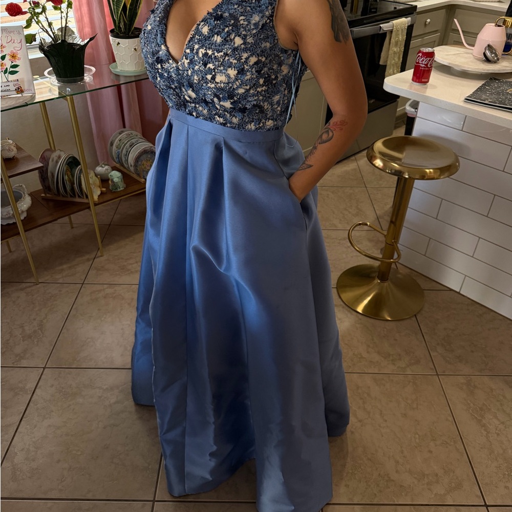 Elegant Blue Floral Evening Gown